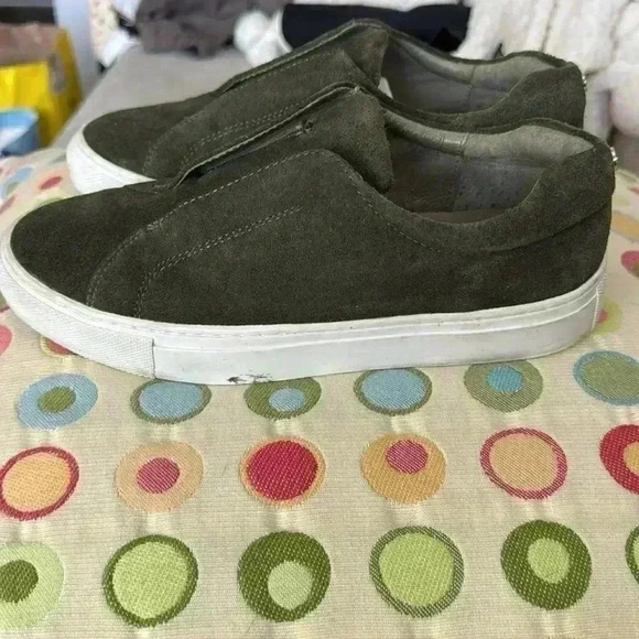 Women's J Slides Green Suede Slip On Sneaker Size 7M - Picture 3 of 5